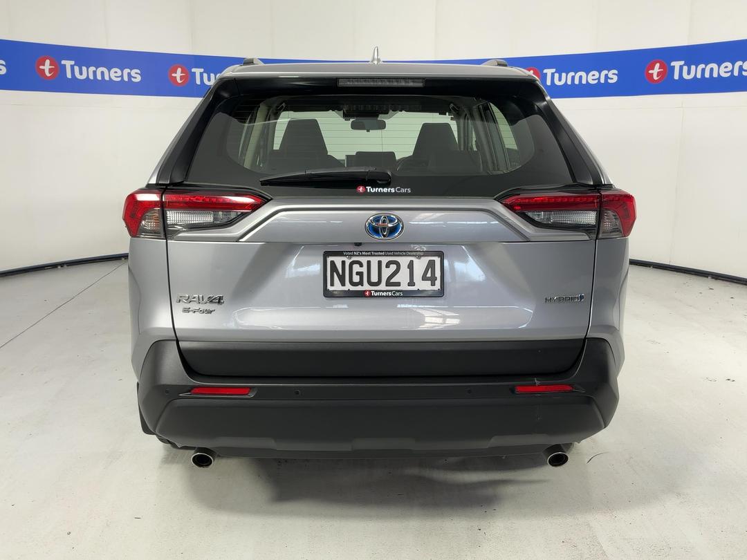 Photo '6' of Toyota Rav4