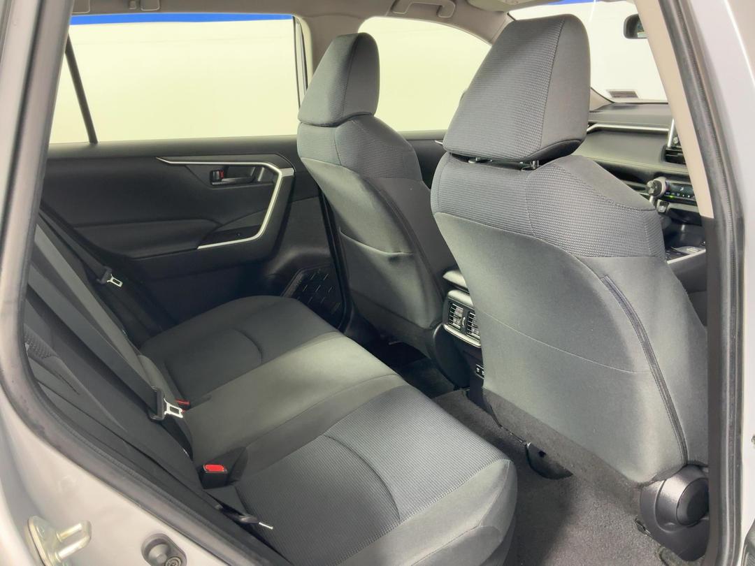 Photo '20' of Toyota Rav4