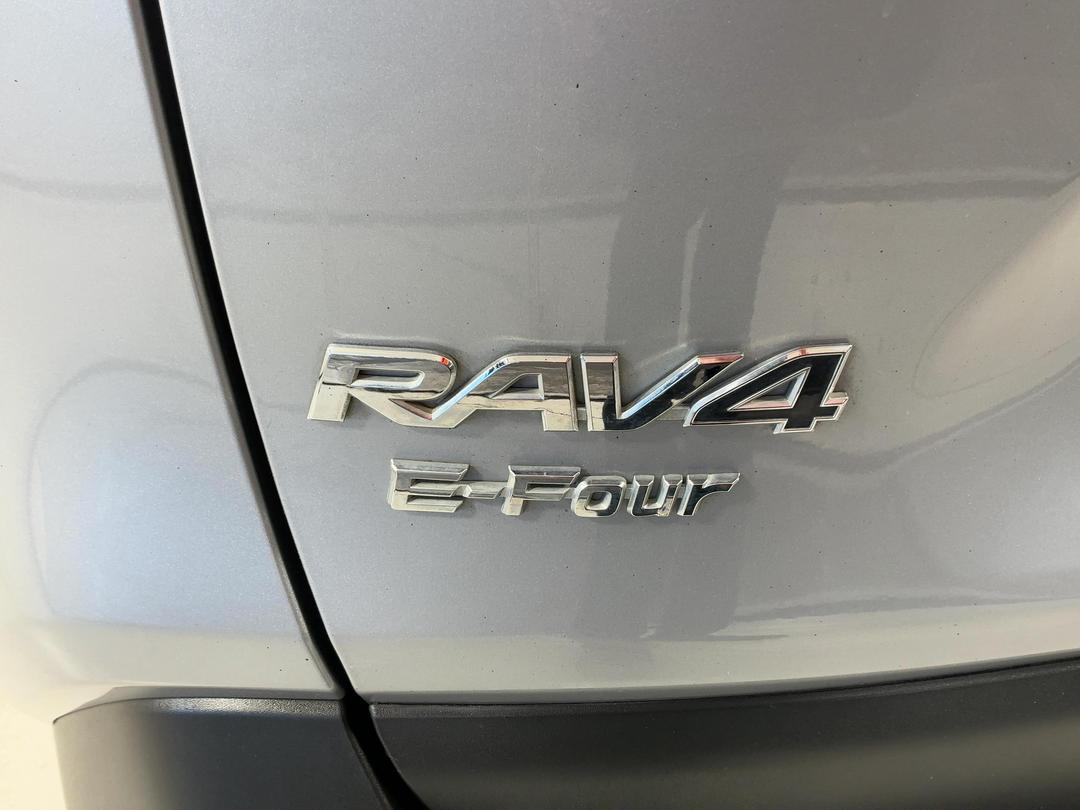 Photo '30' of Toyota Rav4