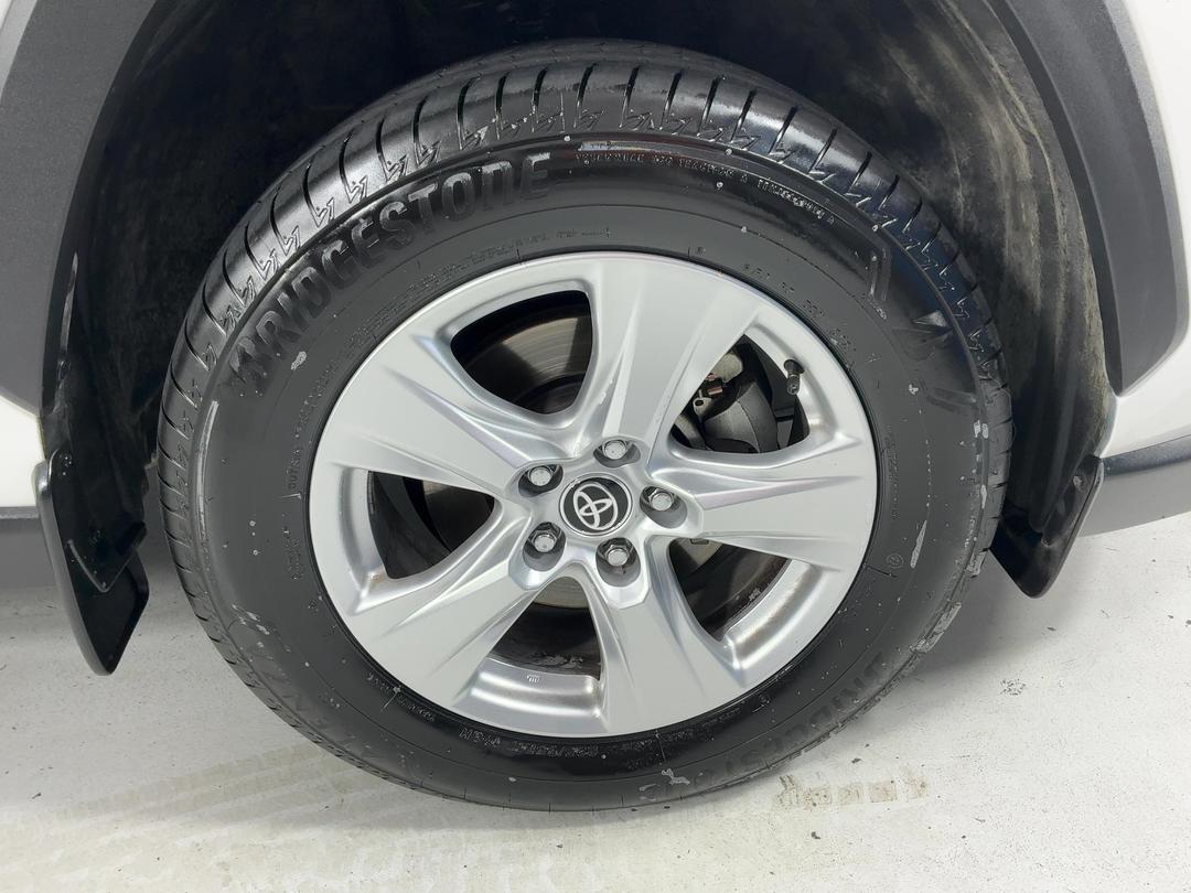 Photo '9' of Toyota Rav4