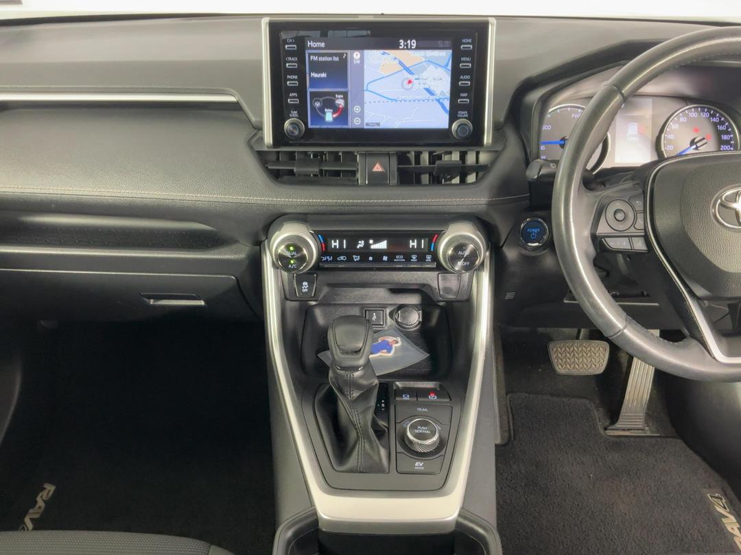 Photo '18' of Toyota Rav4