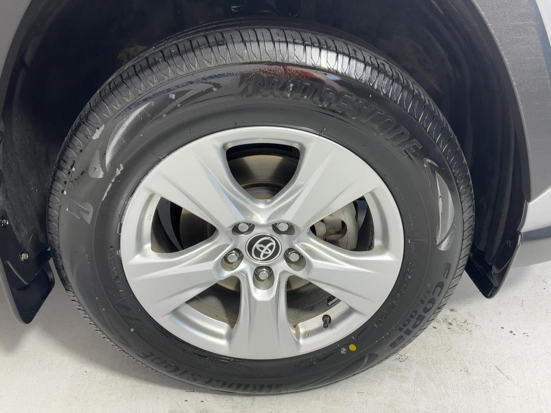 Photo '9' of Toyota Rav4