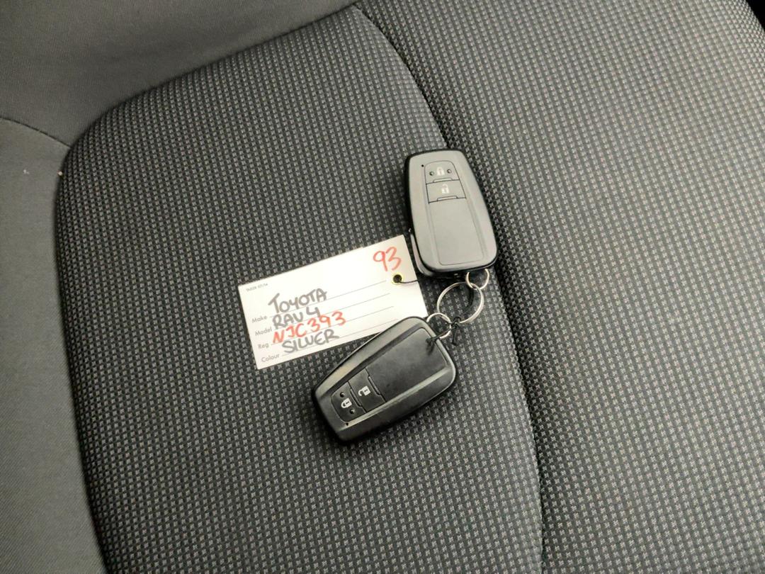 Photo '22' of Toyota Rav4