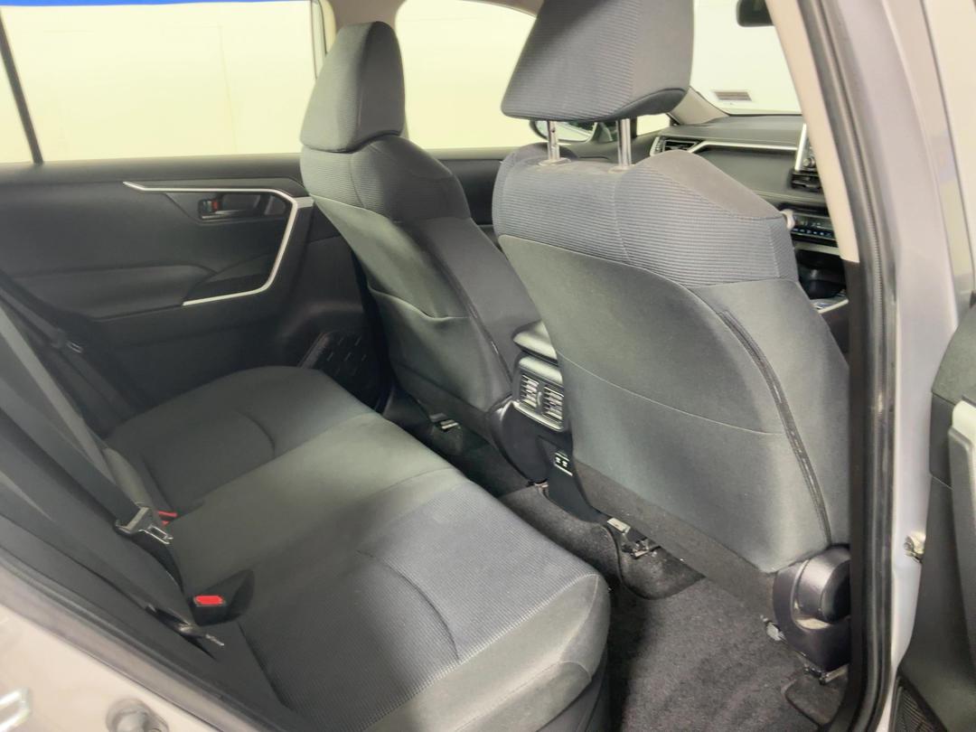 Photo '20' of Toyota Rav4