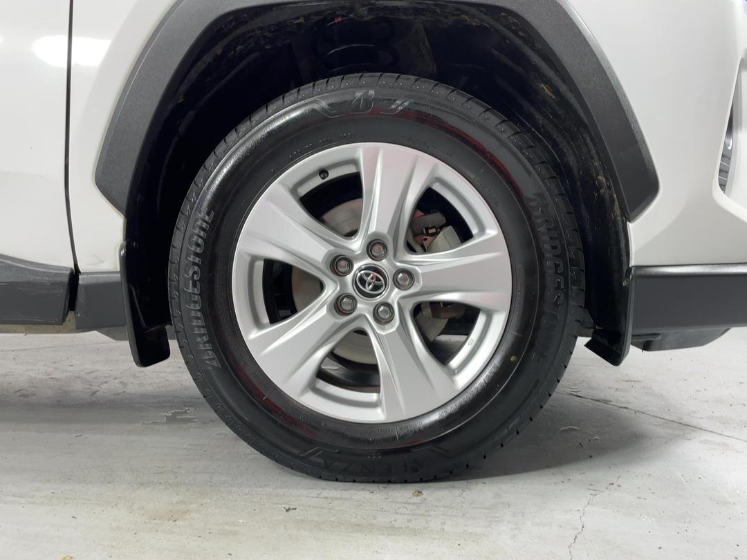 Photo '9' of Toyota Rav4