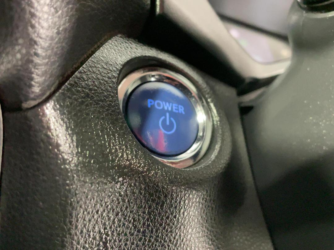 Photo '29' of Toyota Rav4