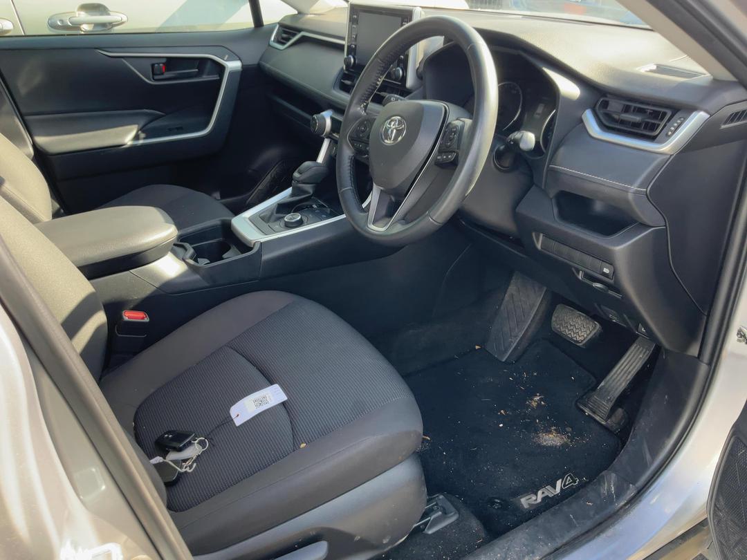 Photo '12' of Toyota Rav4 GX