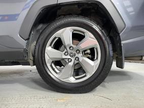 Photo '11' of Toyota Rav4