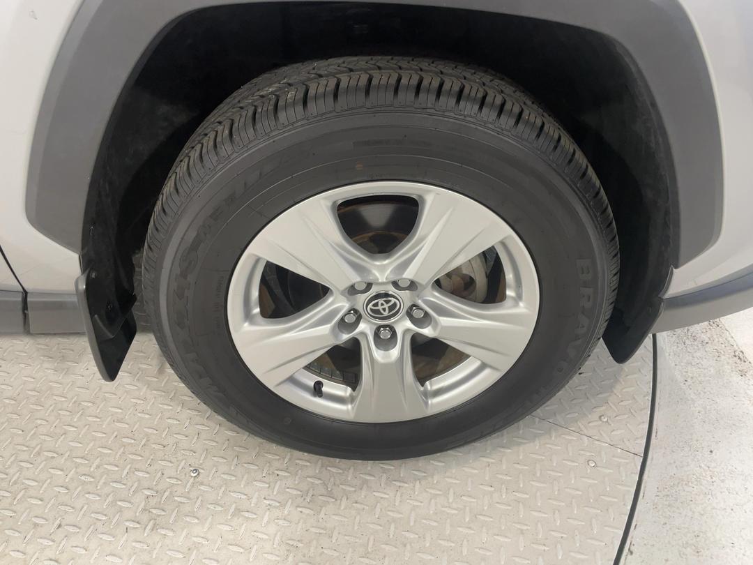 Photo '9' of Toyota Rav4