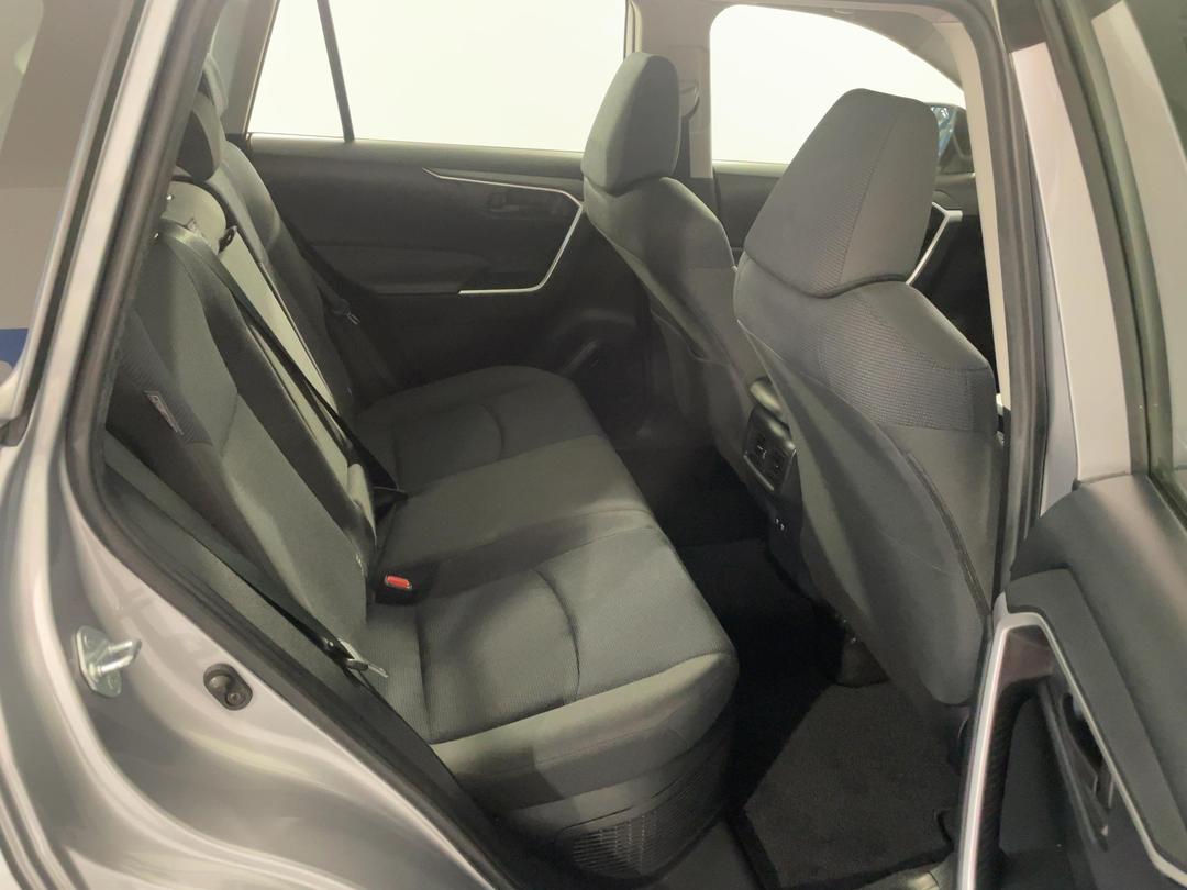 Photo '20' of Toyota Rav4