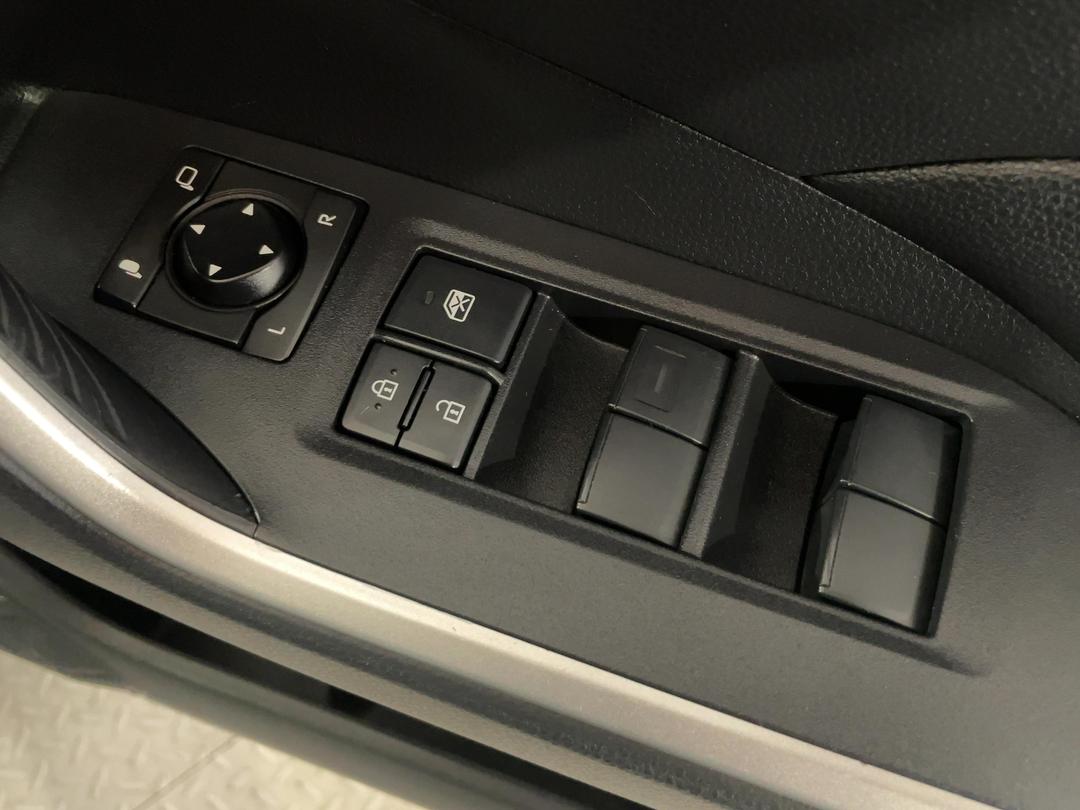 Photo '24' of Toyota Rav4