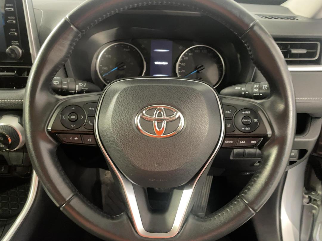 Photo '28' of Toyota Rav4