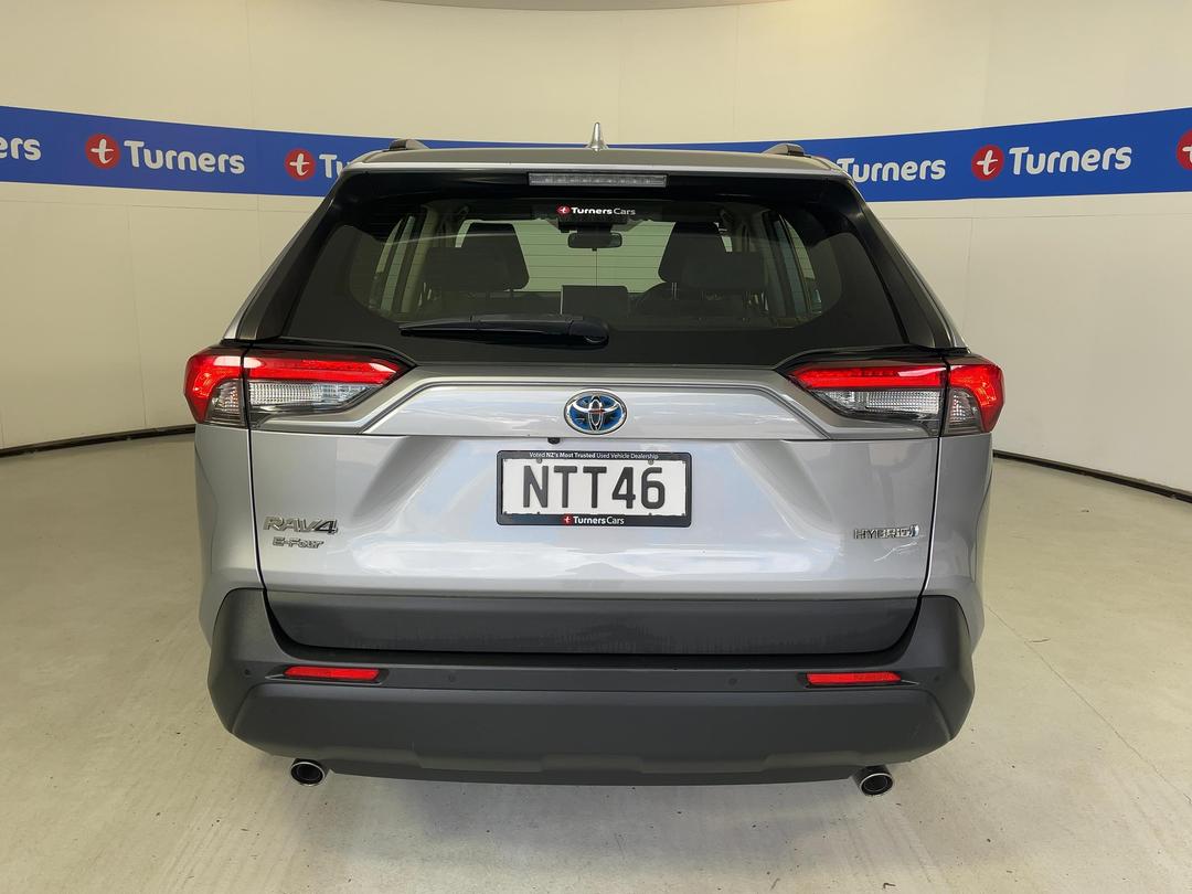 Photo '6' of Toyota Rav4