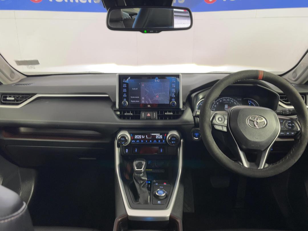 Photo '17' of Toyota Rav4