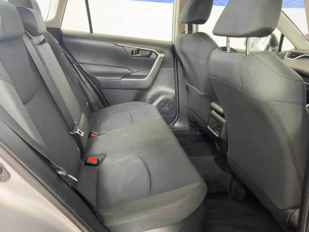Photo '20' of Toyota Rav4
