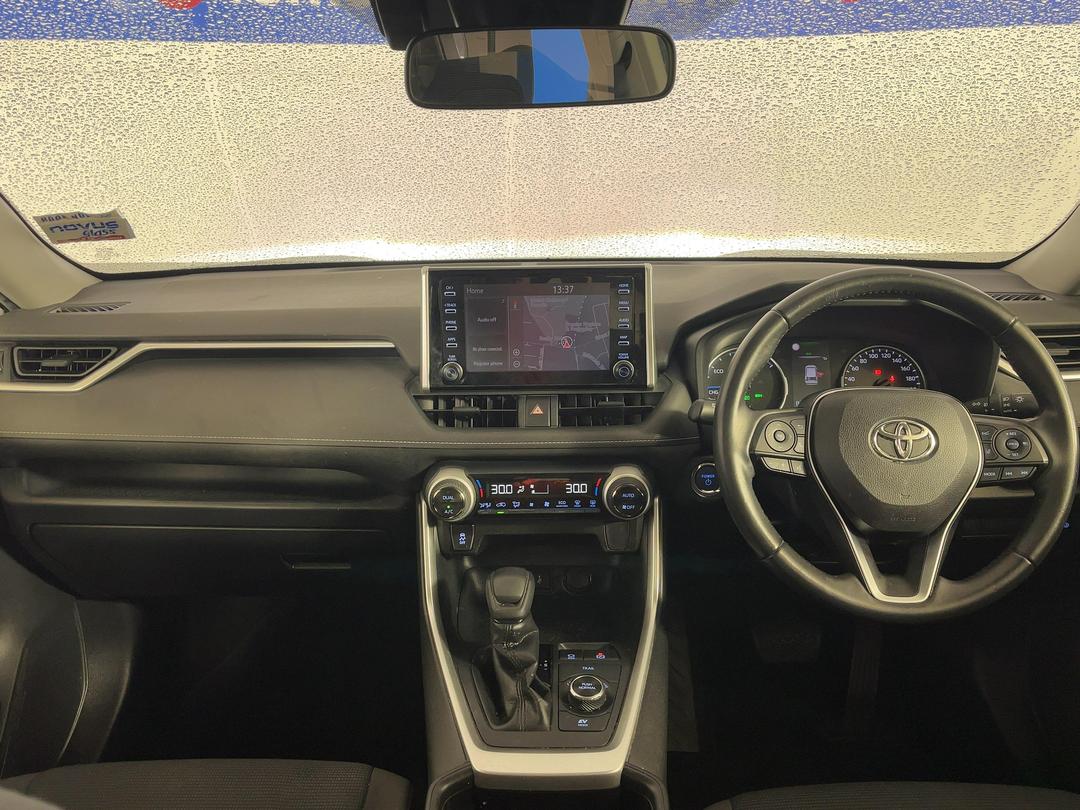 Photo '17' of Toyota Rav4