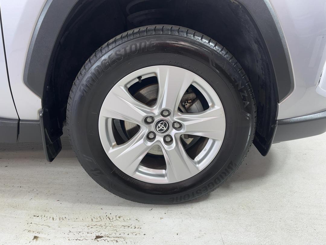 Photo '9' of Toyota Rav4