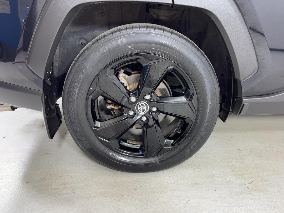 Photo '12' of Toyota Rav4