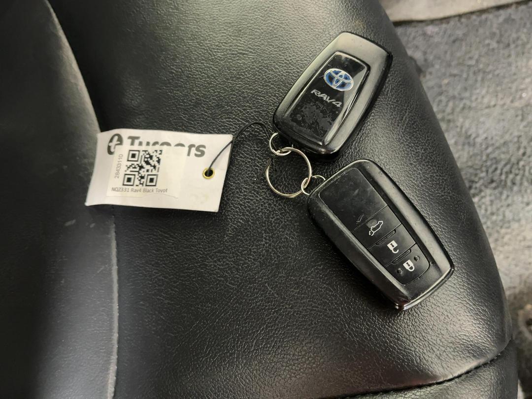 Photo '22' of Toyota Rav4