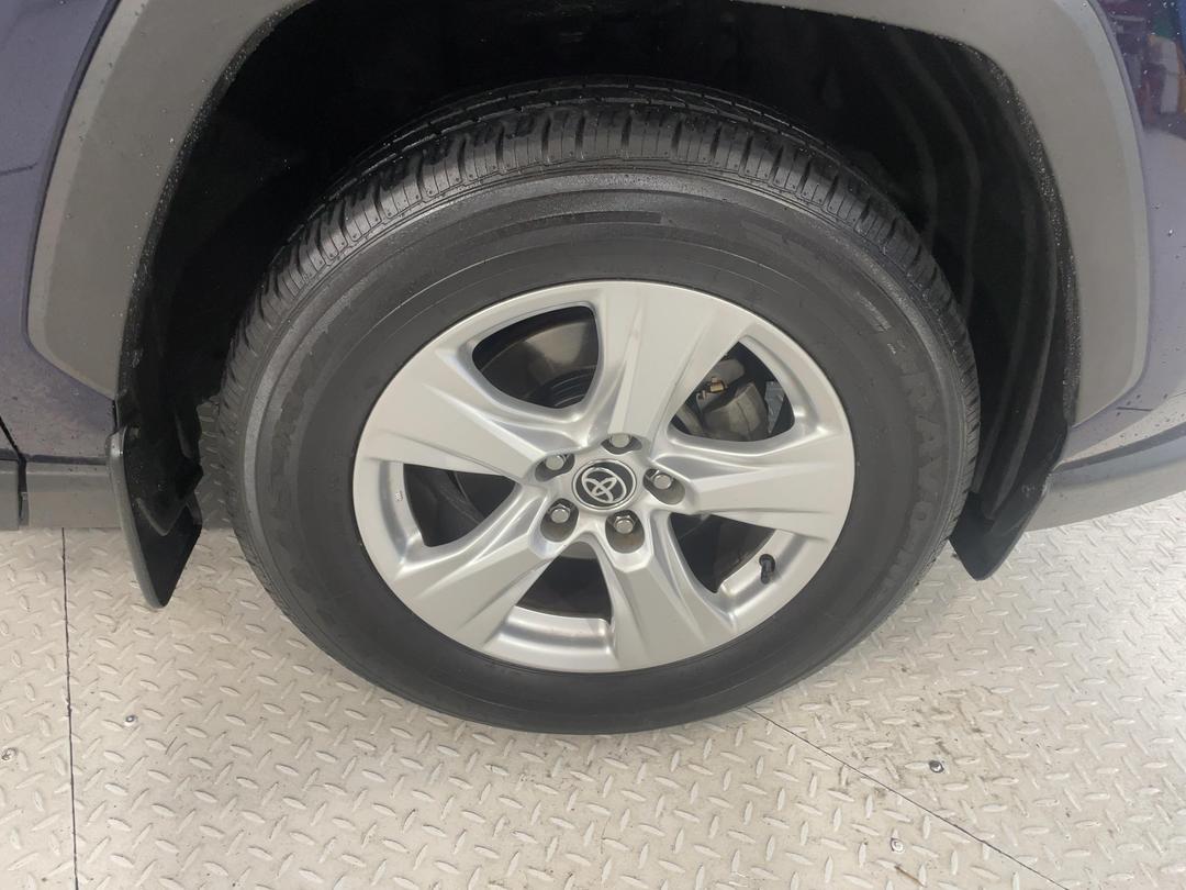 Photo '9' of Toyota Rav4