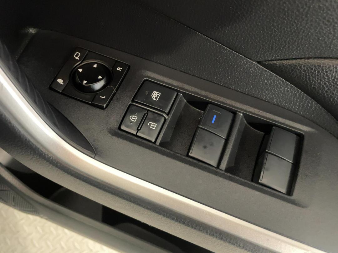 Photo '24' of Toyota Rav4