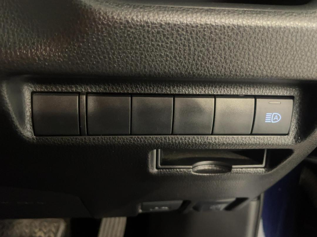 Photo '25' of Toyota Rav4