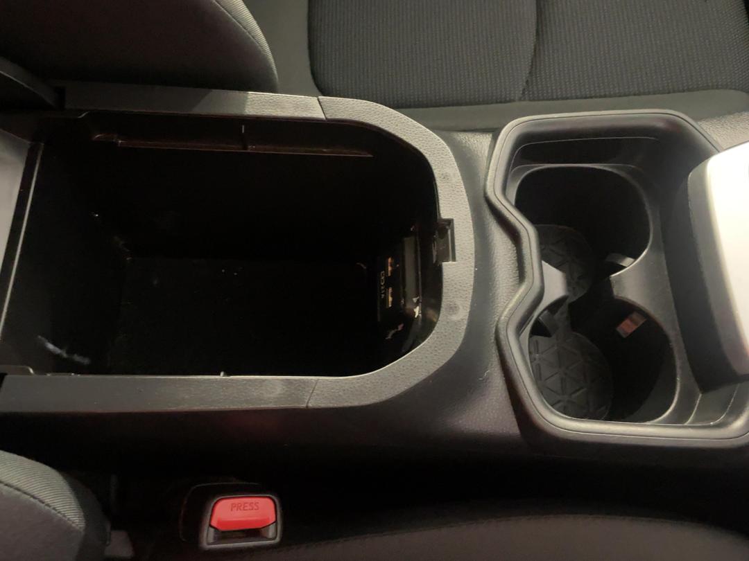 Photo '33' of Toyota Rav4