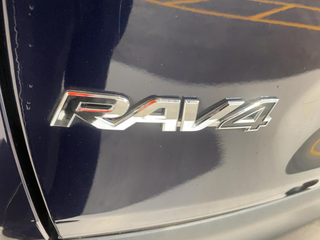 Photo '36' of Toyota Rav4