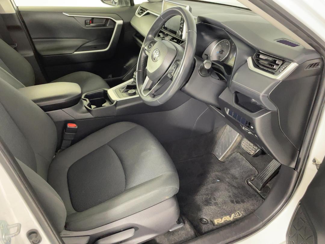 Photo '16' of Toyota Rav4