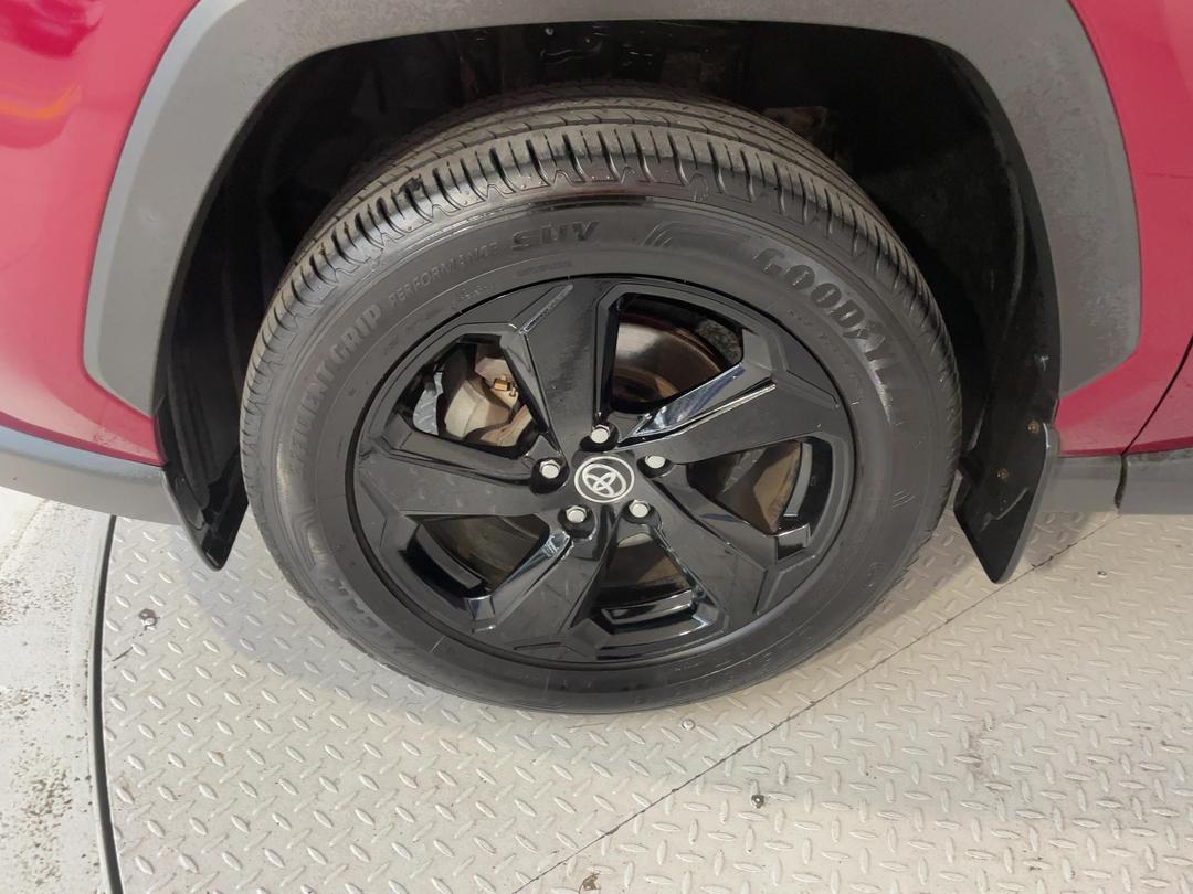 Photo '10' of Toyota Rav4
