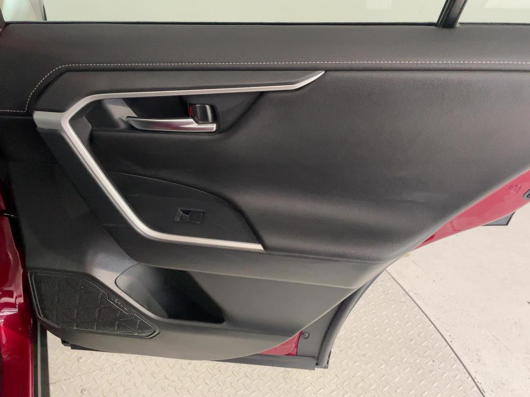 Photo '19' of Toyota Rav4
