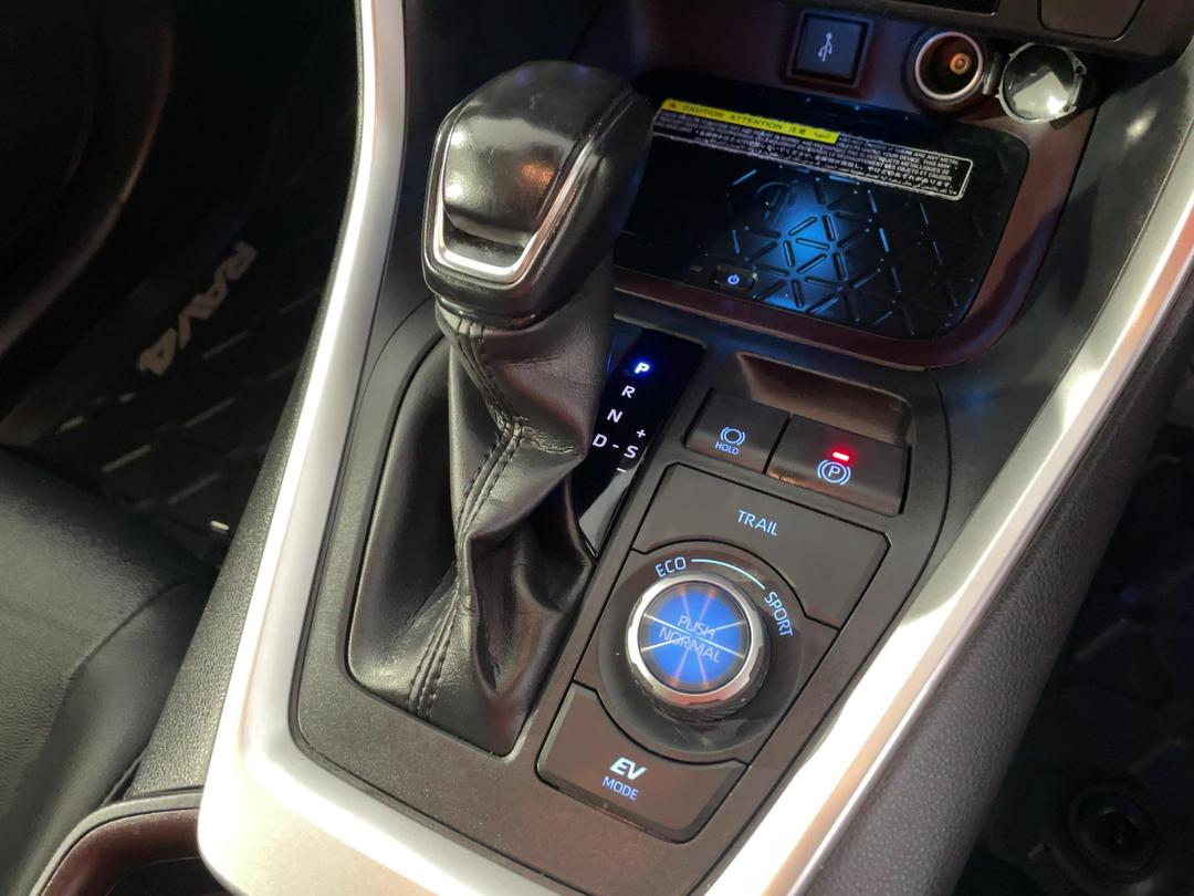 Photo '32' of Toyota Rav4