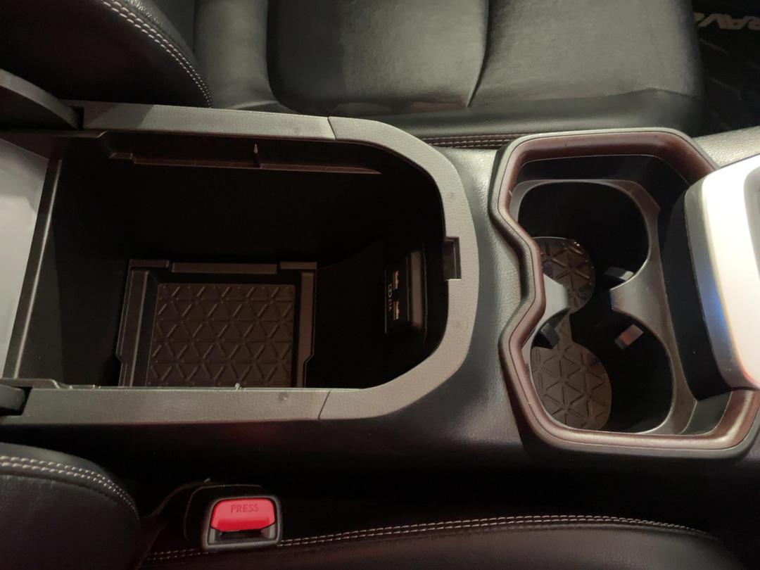 Photo '33' of Toyota Rav4
