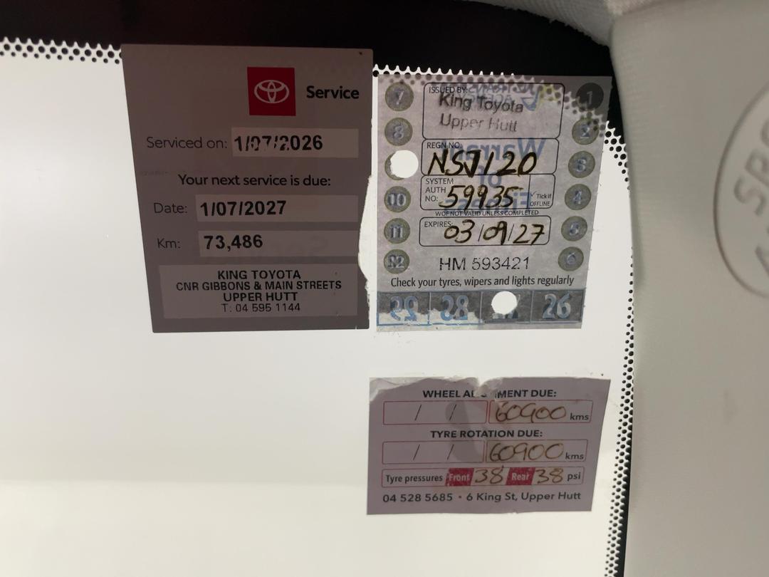Photo '34' of Toyota Rav4