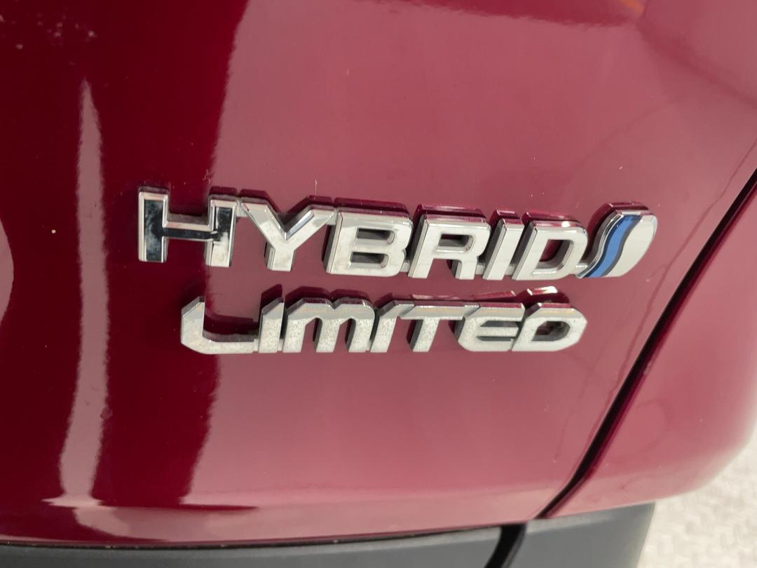 Photo '38' of Toyota Rav4