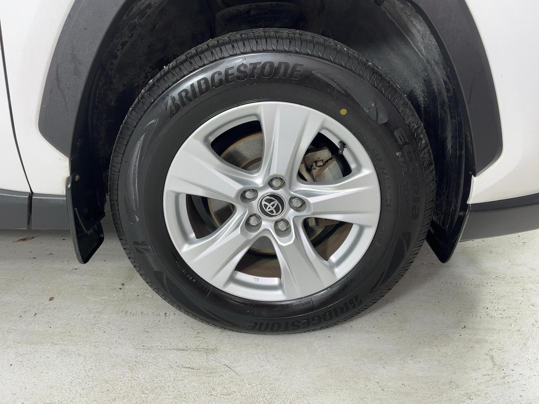 Photo '9' of Toyota Rav4