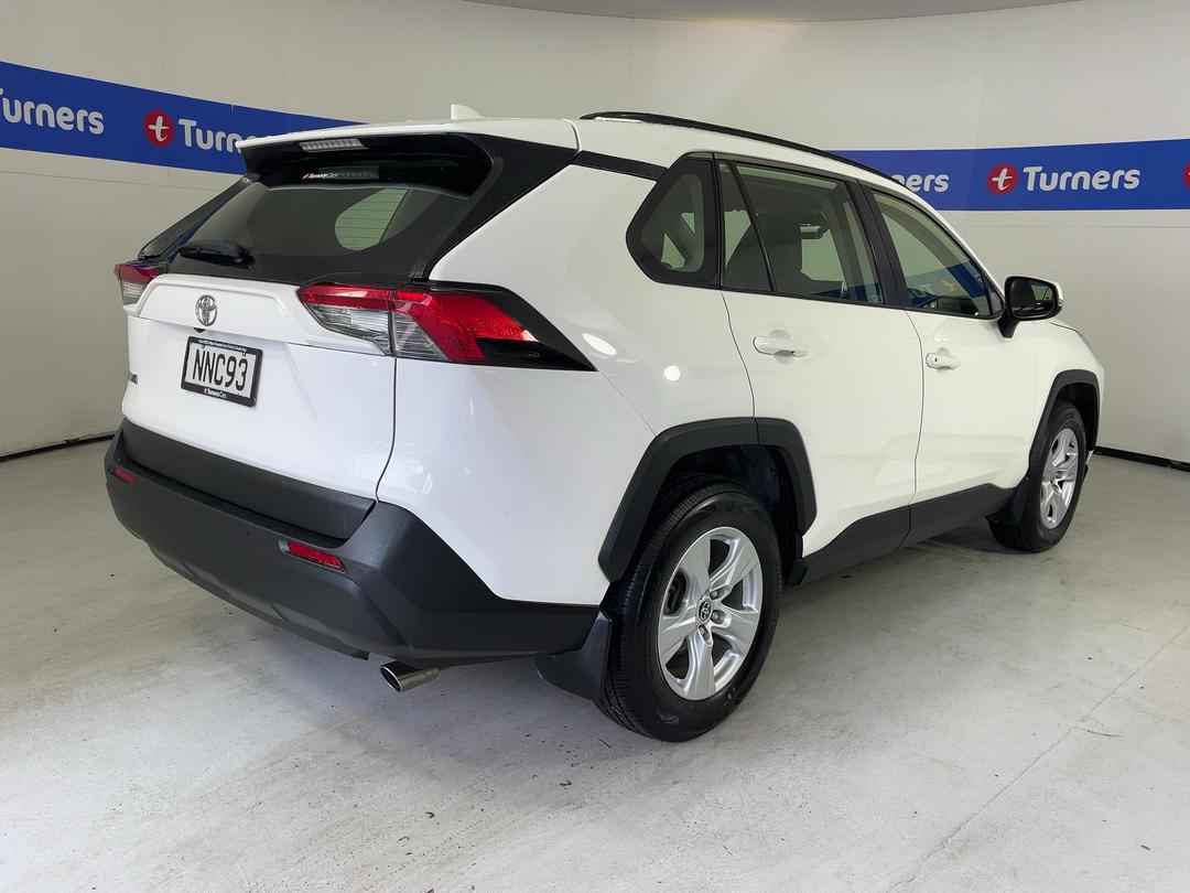 Photo '7' of Toyota Rav4