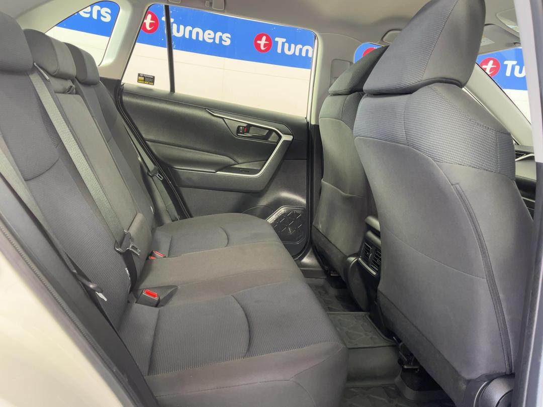 Photo '20' of Toyota Rav4