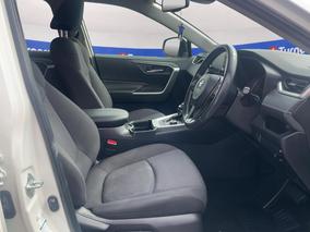 Photo '16' of Toyota Rav4