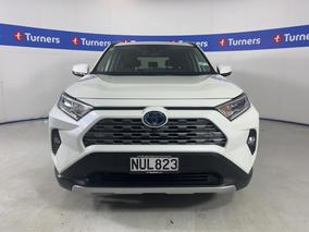 Photo '2' of Toyota Rav4