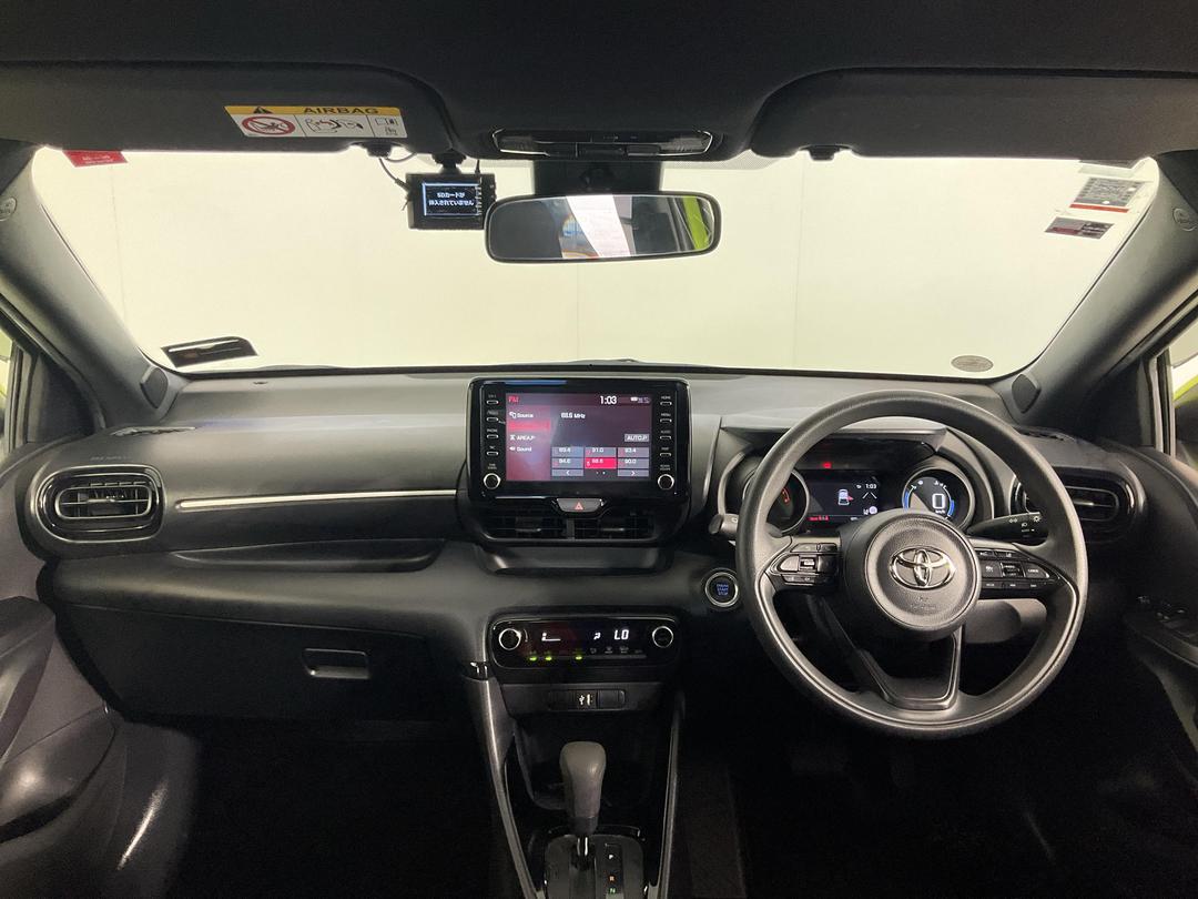 Photo '17' of Toyota Yaris