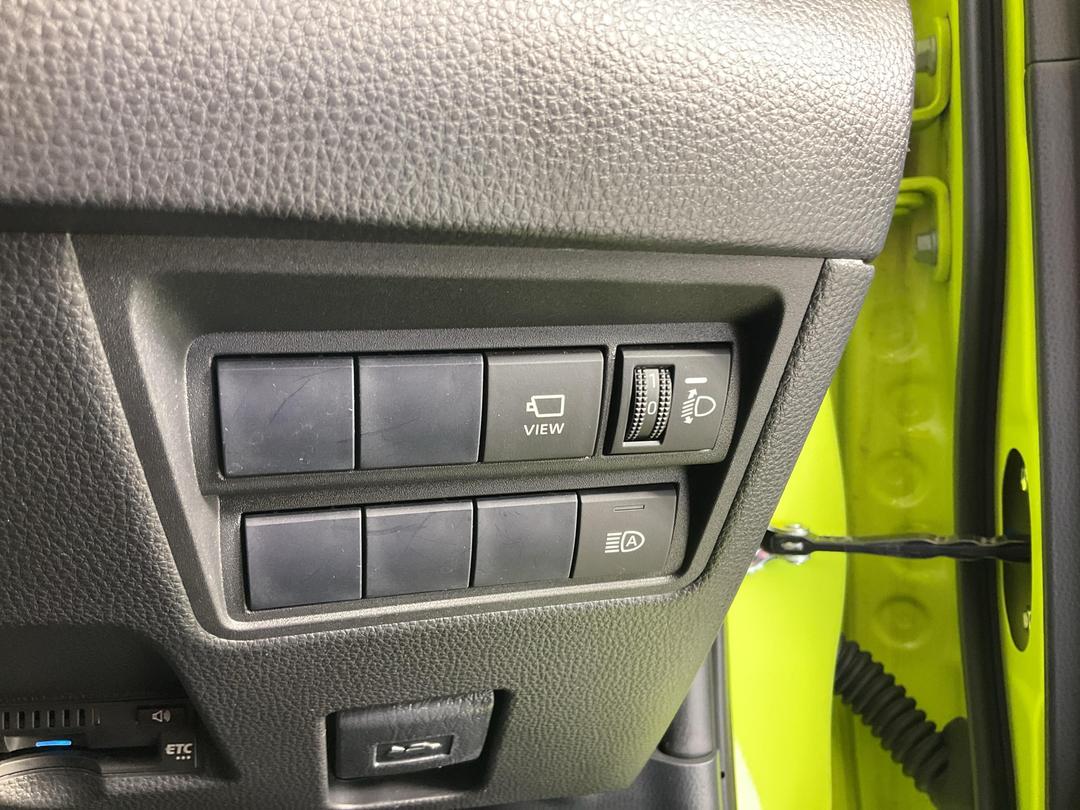 Photo '31' of Toyota Yaris