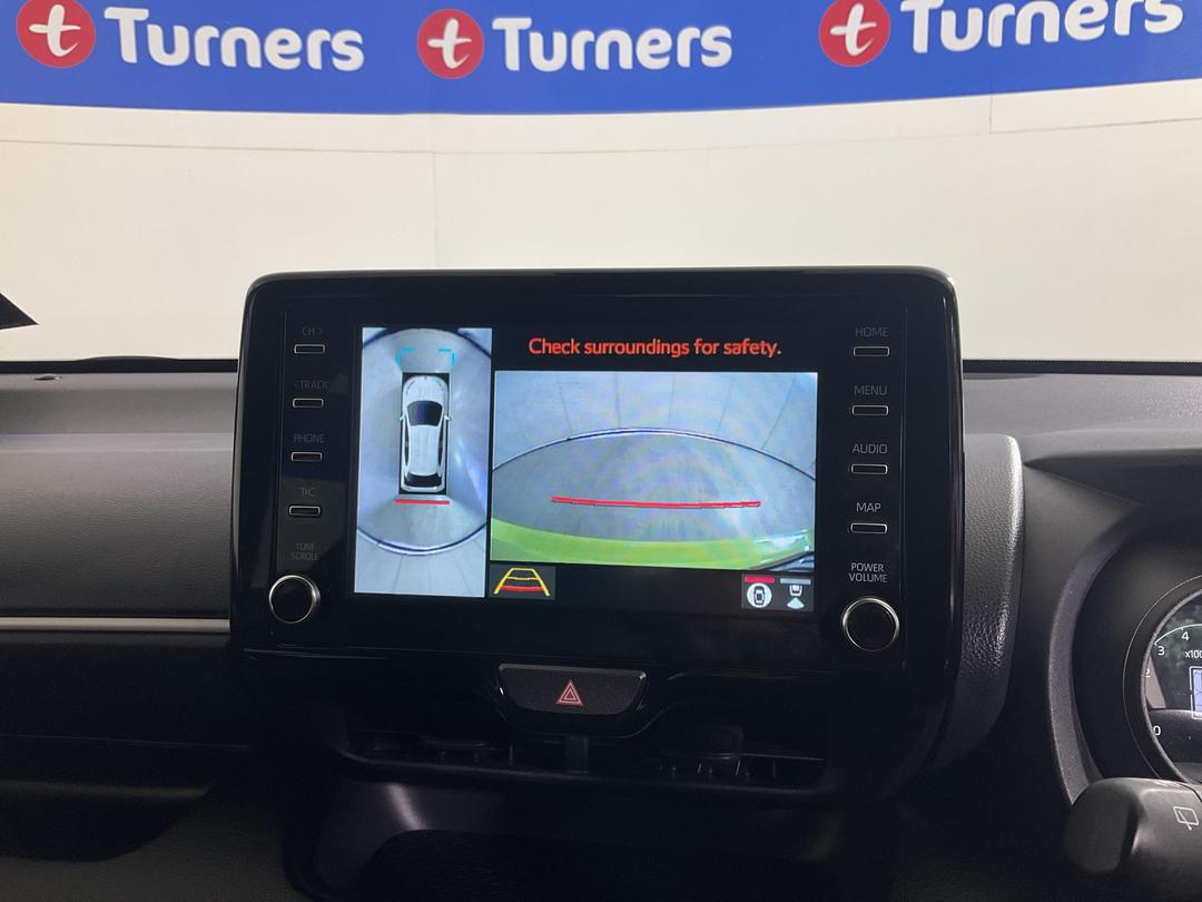 Photo '33' of Toyota Yaris