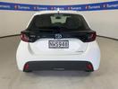 Thumbnail '6' of Toyota Yaris