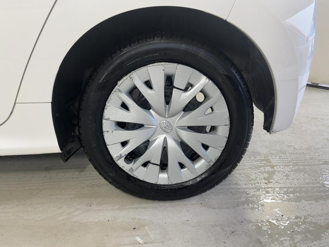 Photo '11' of Toyota Yaris