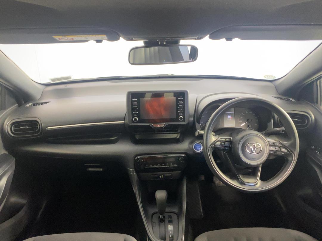 Photo '17' of Toyota Yaris