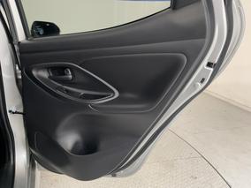 Photo '19' of Toyota Yaris