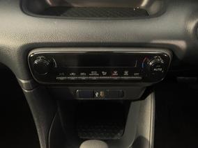Photo '24' of Toyota Yaris