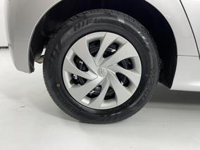 Photo '12' of Toyota Yaris