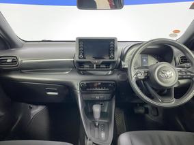 Photo '17' of Toyota Yaris
